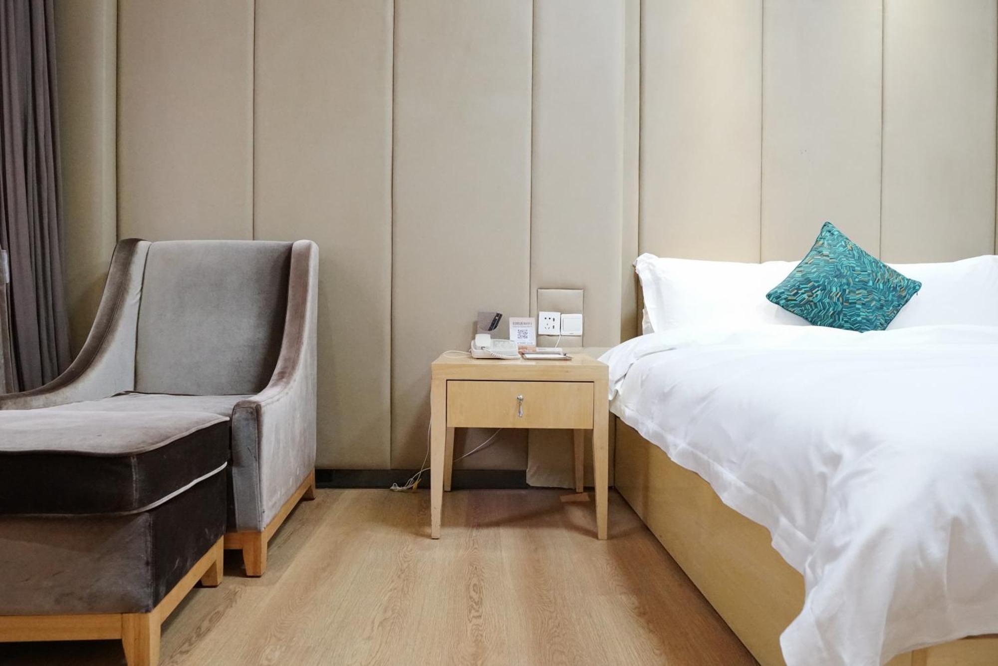 Paco Hotel Ouzhuang Metro Guangzhou-Free Shuttle To Canton Fair מראה חיצוני תמונה